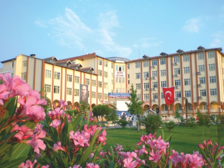 Manisa Şehzade Mehmet Eğitim Kurumları