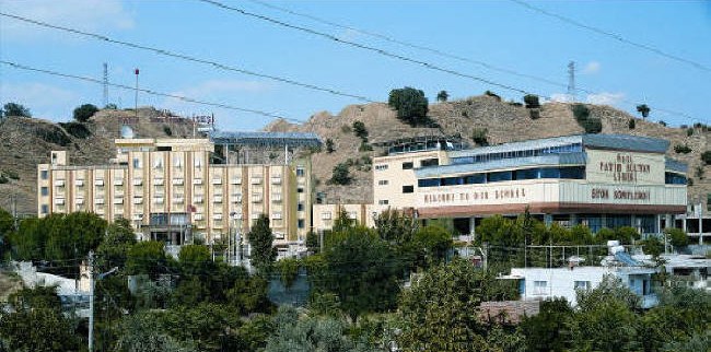 Fatih Sultan Koleji yerleşkesi, Nazilli (okulun sitesinden, 2006)